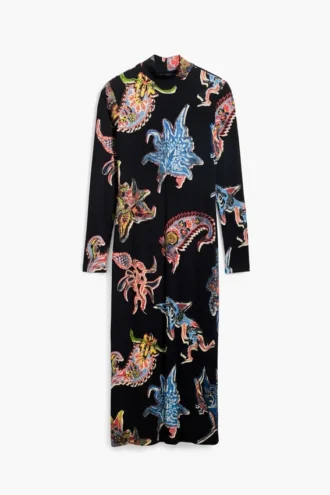 Klänning designad av Christian Lacroix