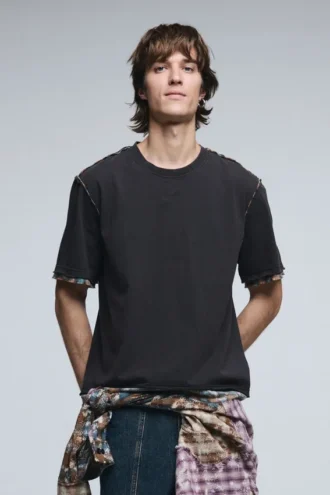 Kortärmad T-shirt med sömmar