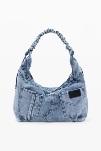 Medium väskor i denim