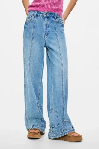 Raka jeans med omvänd effekt