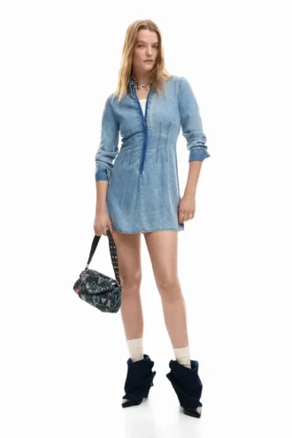 Smal denimklänning