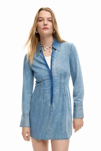 Smal denimklänning
