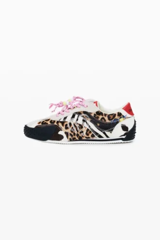 Sneakers med patchwork och djurmönster
