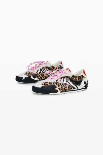 Sneakers med patchwork och djurmönster